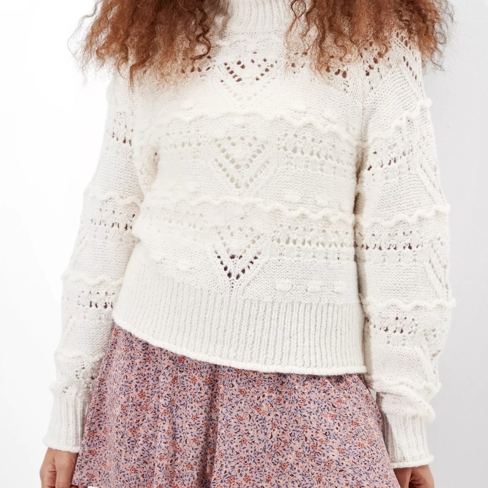 American Eagle Turtleneck Fall Transition Sweater Fringe Bobble Knit Small